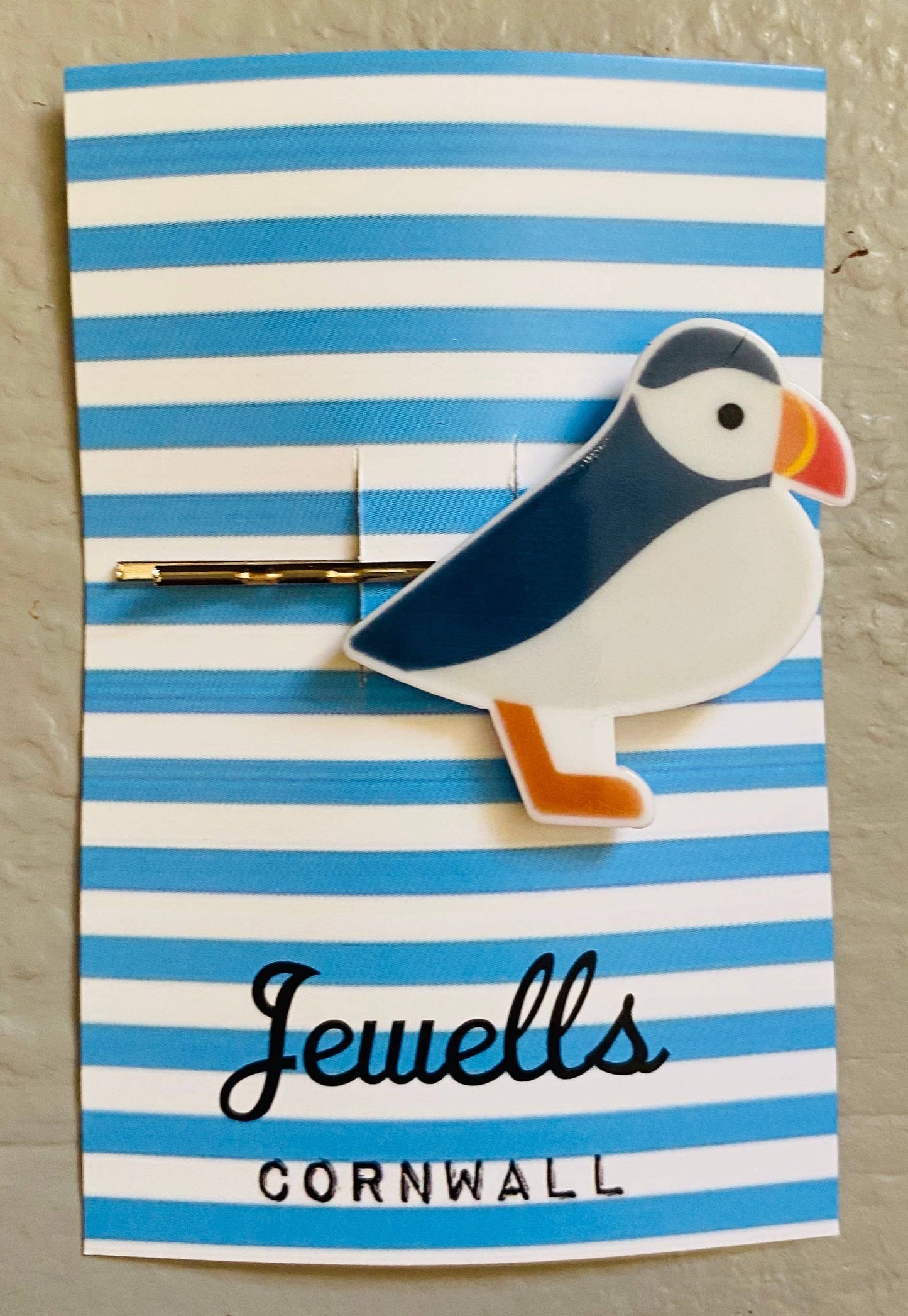 Jewells - Seagull or Puffin resin hair grip clip