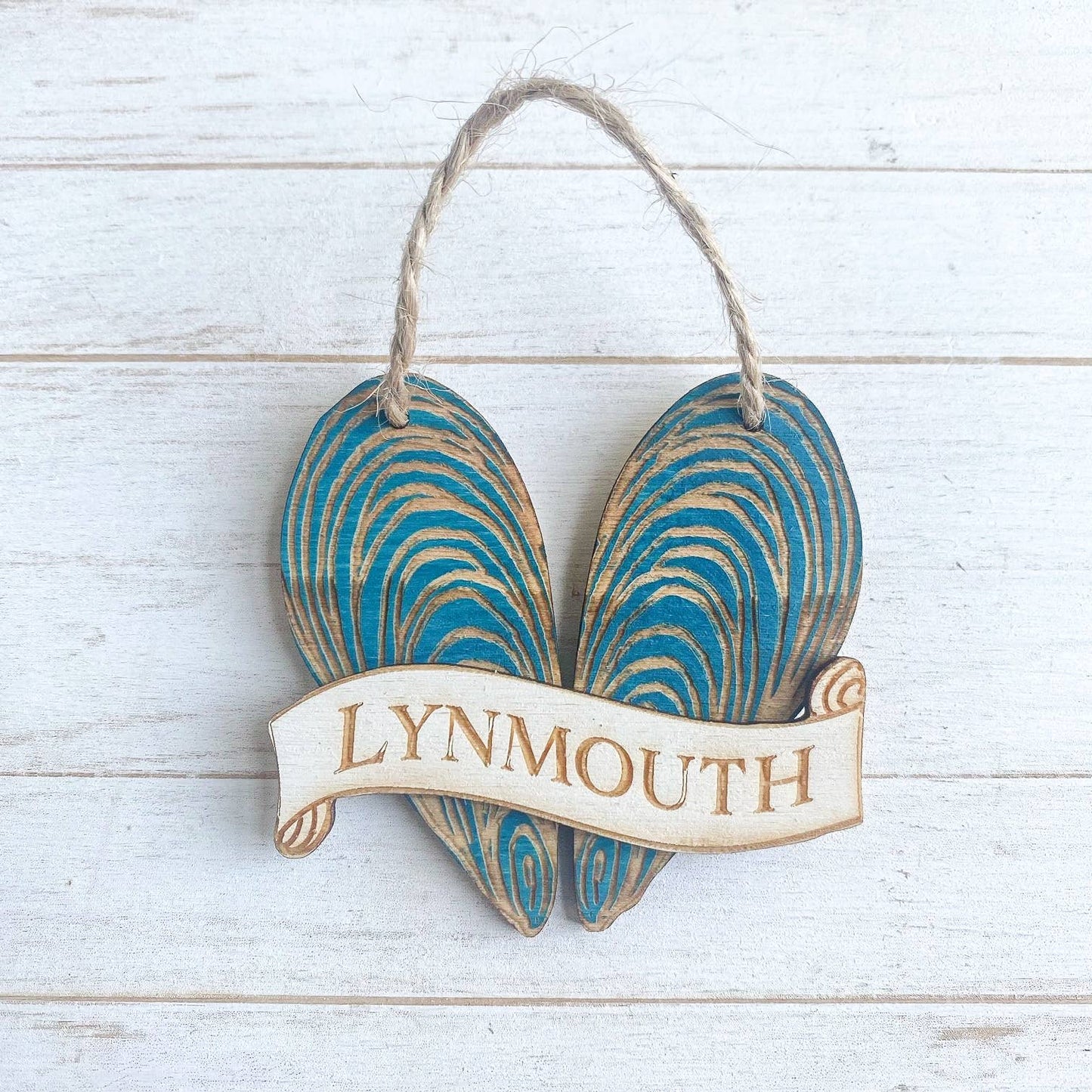 Gorgeous Little Bits - Mini Mussel Shell Moelfre Decoration