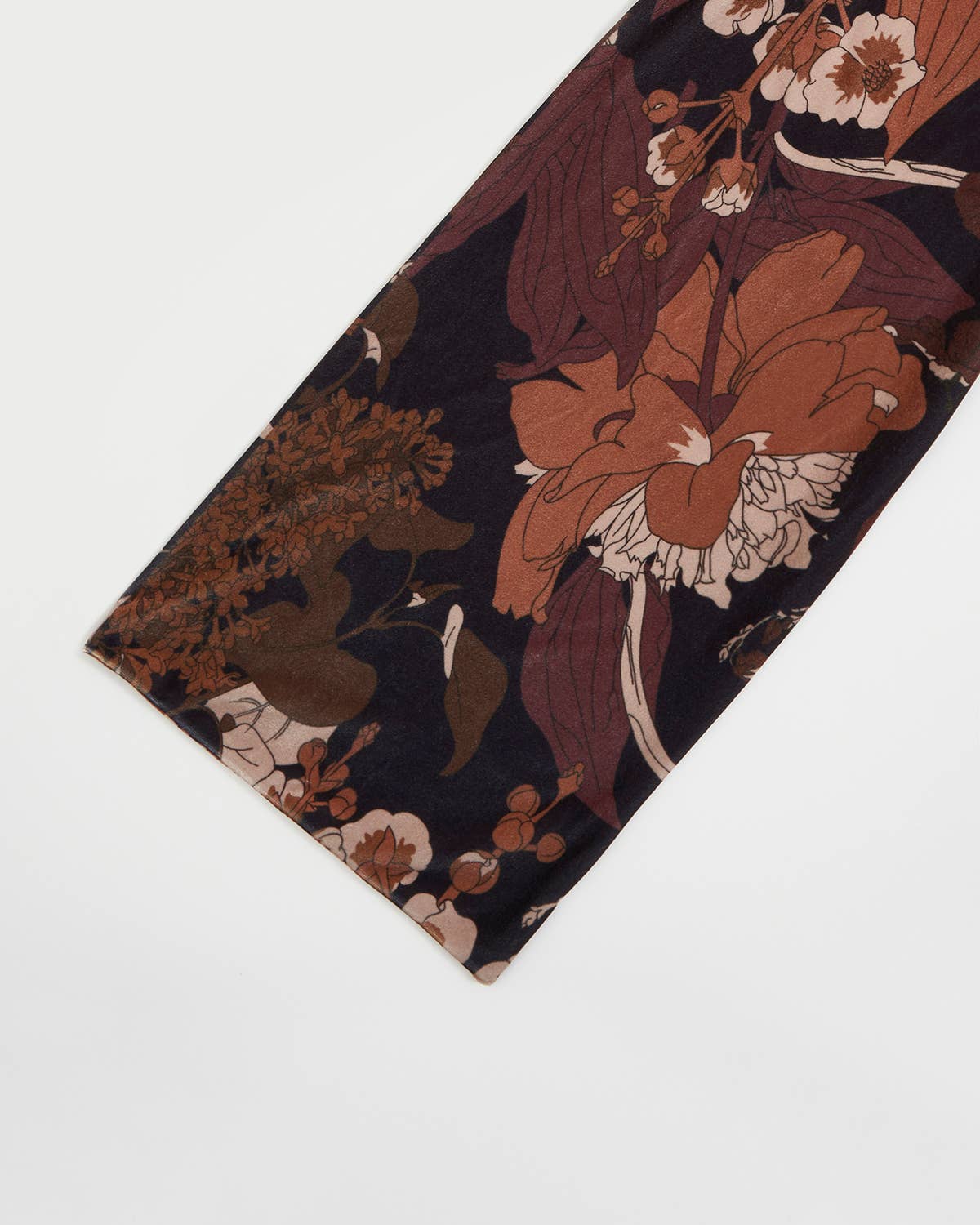 FABLE Deco Blooms Black Velvet Scarf