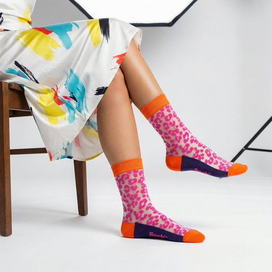Leopard Print Combed Cotton Sheer Pop Socks in Pink
