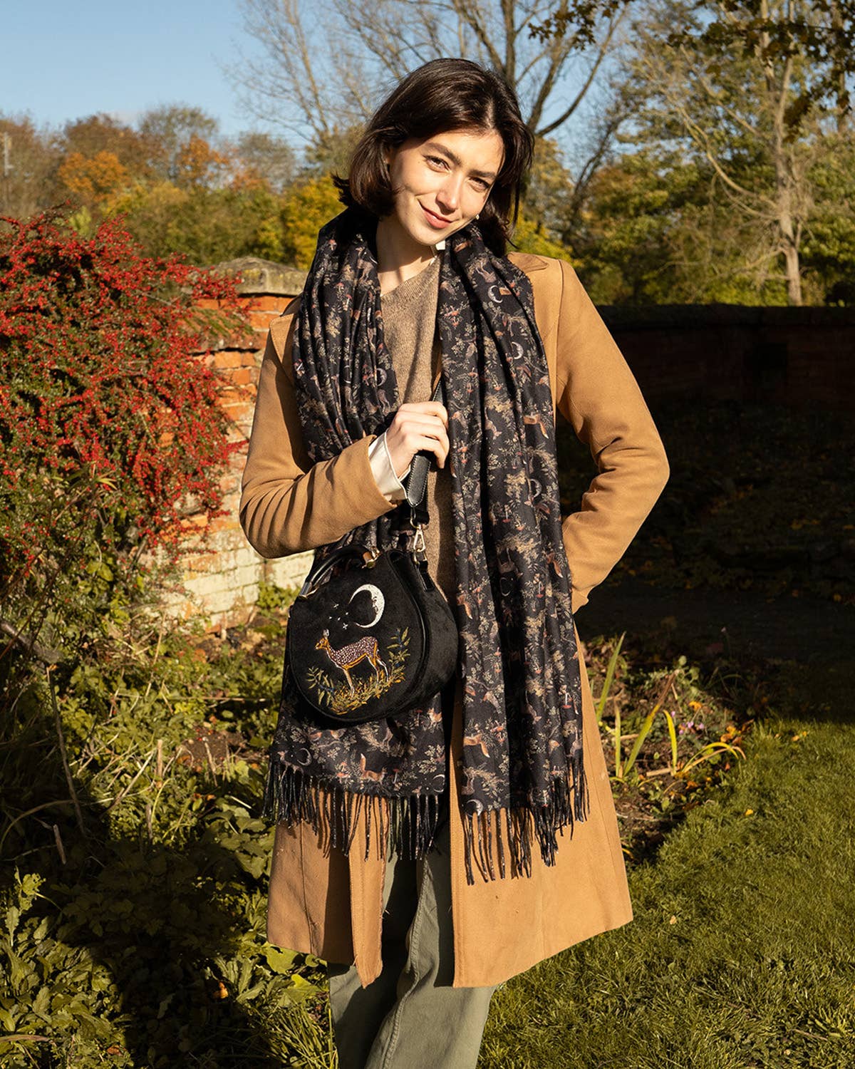 FABLE A Night's Tale Woodland Heavyweight Scarf - Midnight