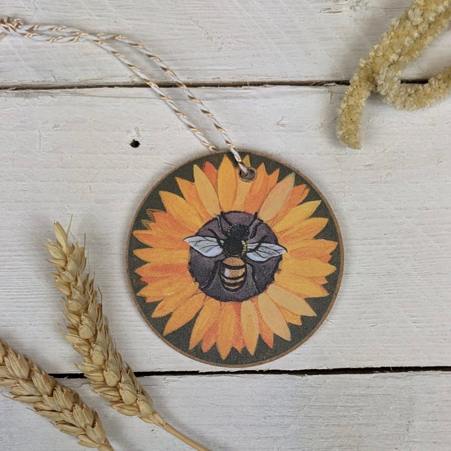 Driftwood Designs - Bee Gift Decoration