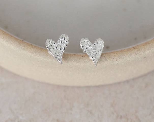 Lucy Kemp - Sterling Silver Textured Tilted Heart Studs