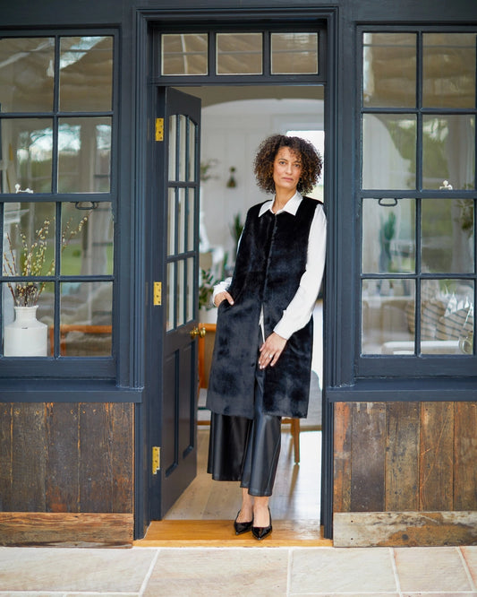 Chalk UK - Beth gilet - black