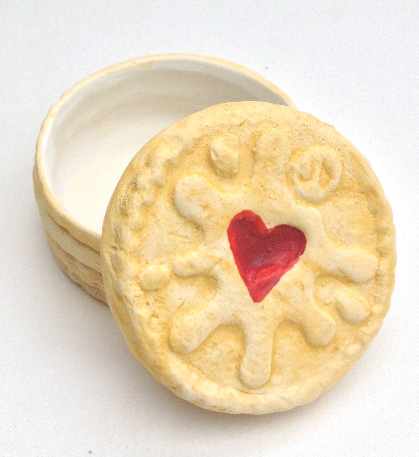 Merryfield Pottery - Jammy Dodger Heart Biscuit Trinket Box