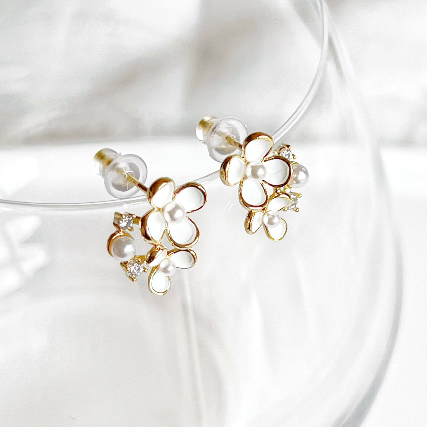 Ninaouity - Summer White Wild Flowers Earrings