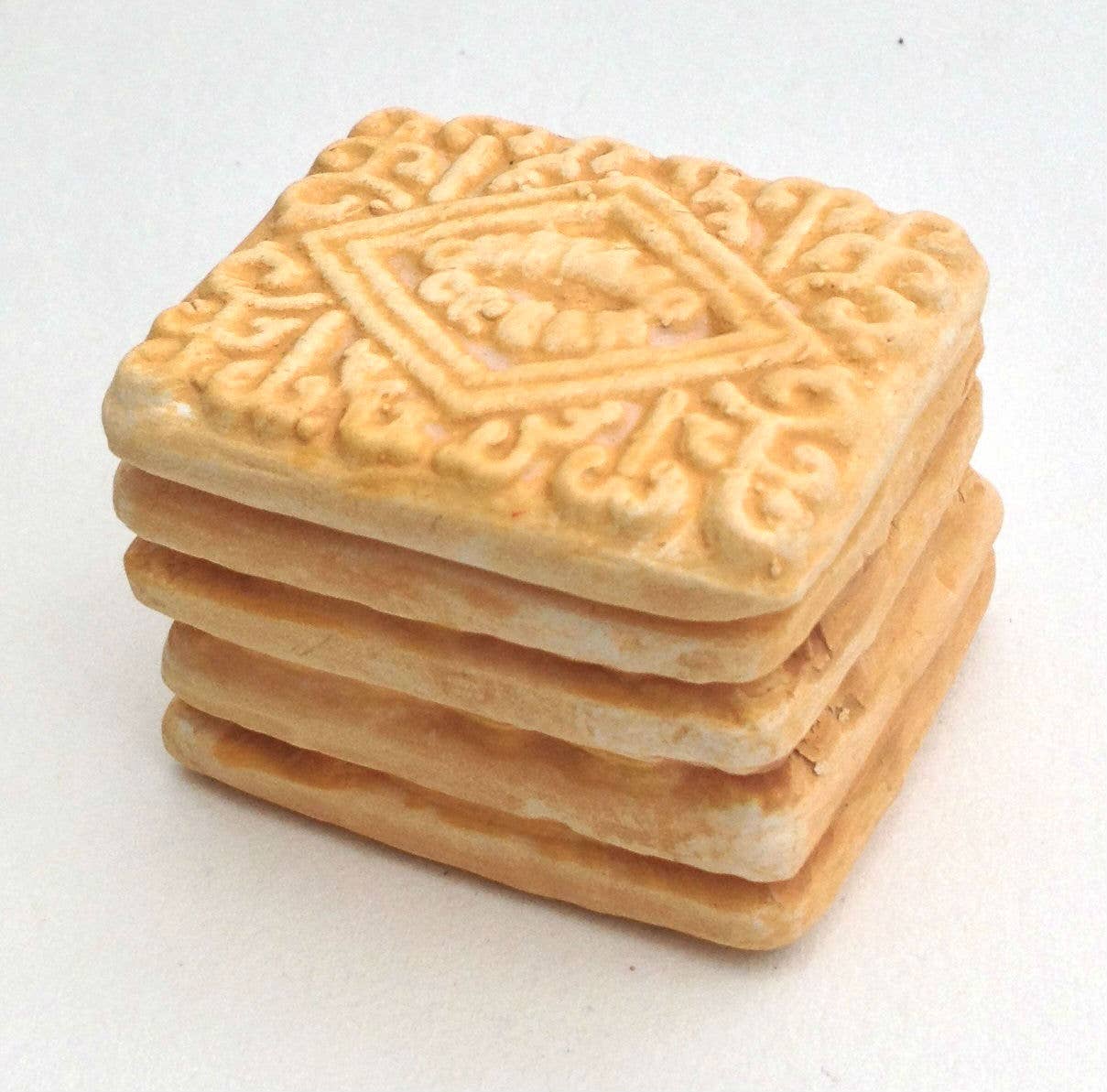 Merryfield Pottery - Custard Cream Biscuit Trinket Box