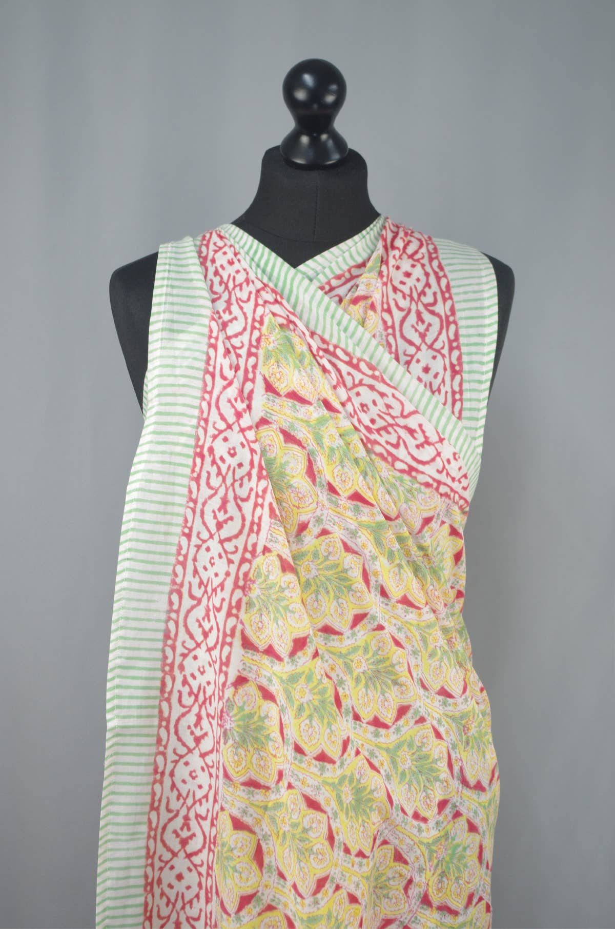Kantha Decor - Beach  Coverup Sarong Pareo - Yellow Bouquet