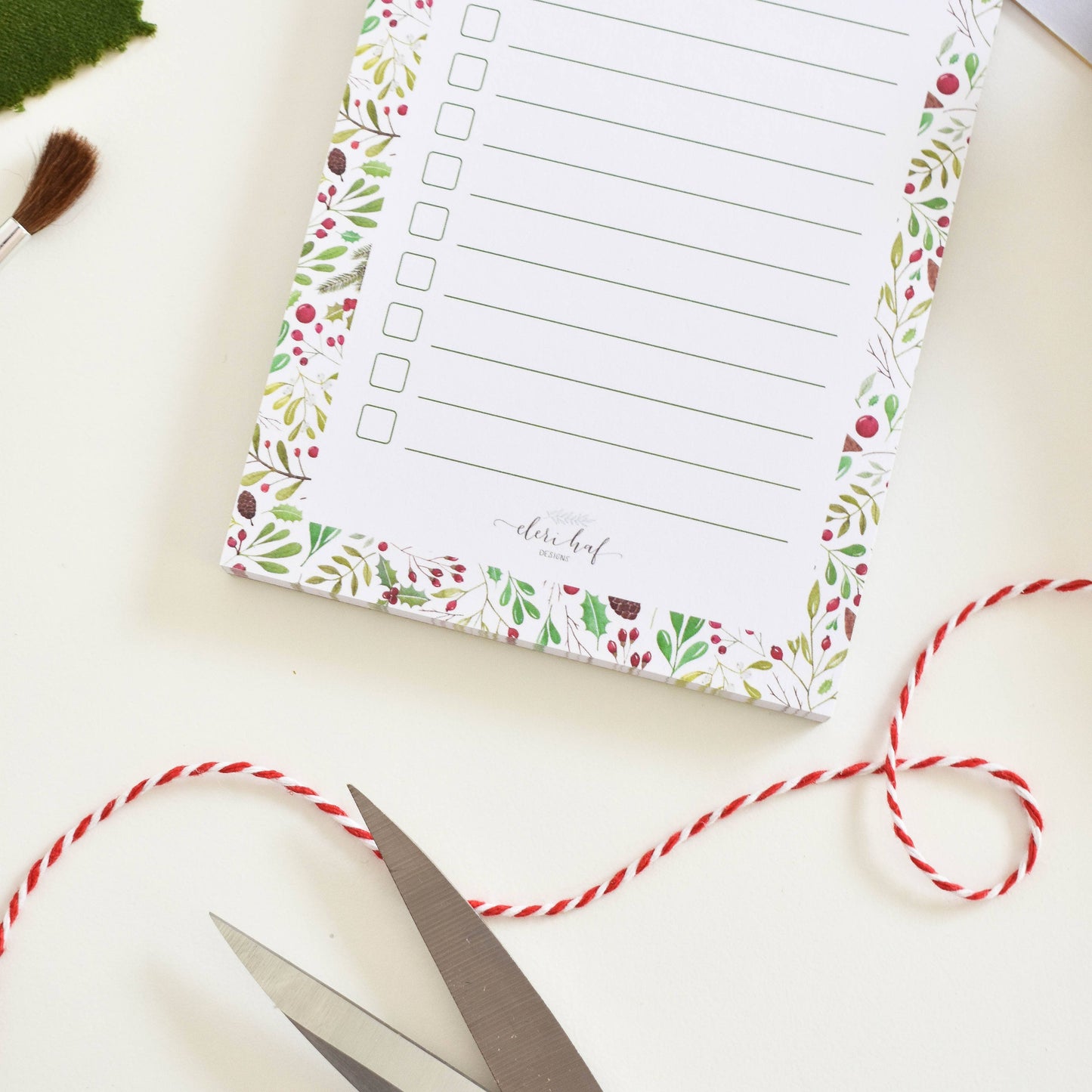 Welsh Festive Shopping List Notepad - Rhestr Siopa: No magnetic strip