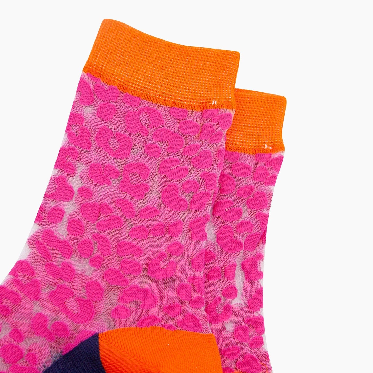 Leopard Print Combed Cotton Sheer Pop Socks in Pink