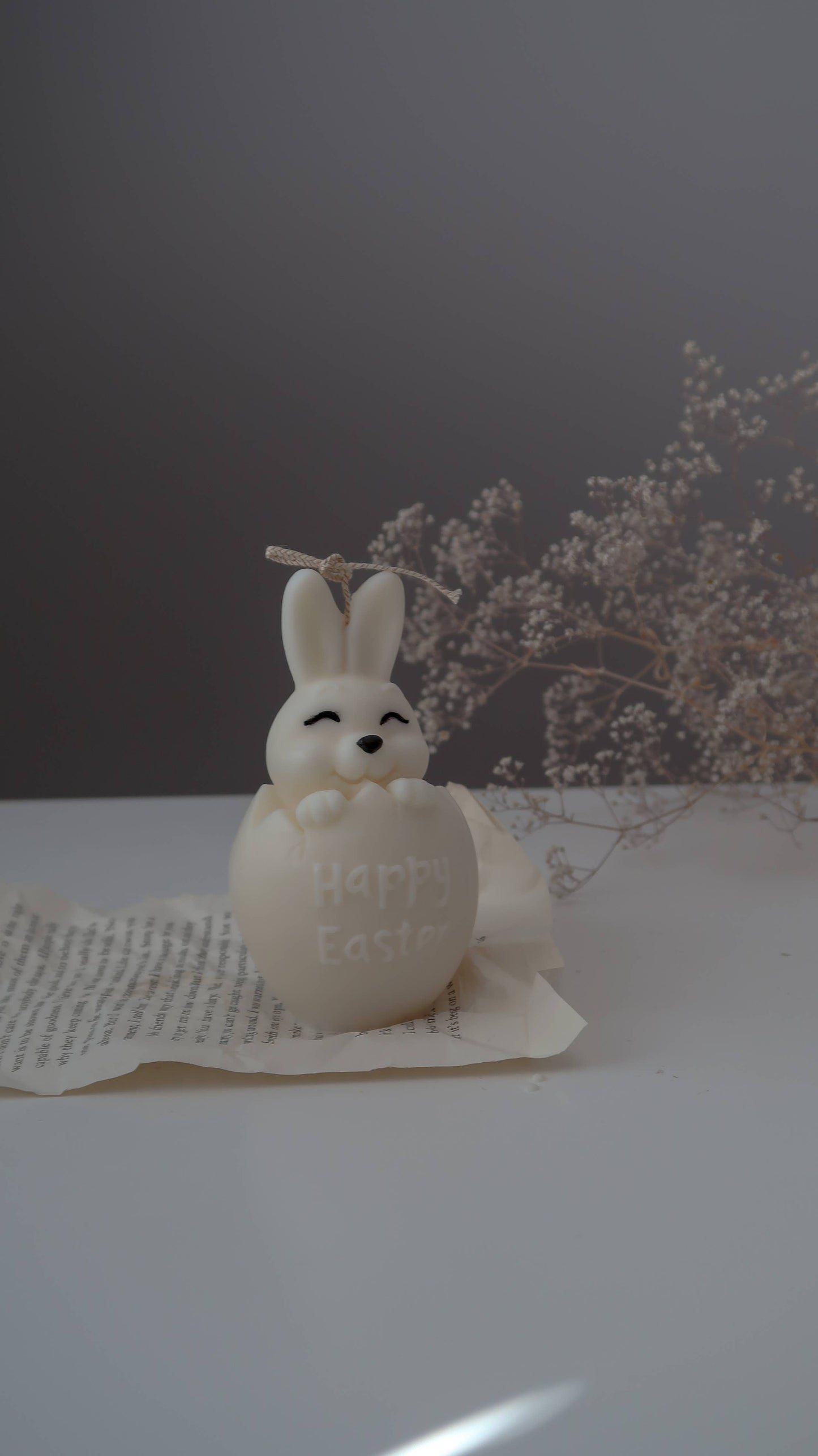 Jeune Home - Eggshell Easter bunny candle | Easter