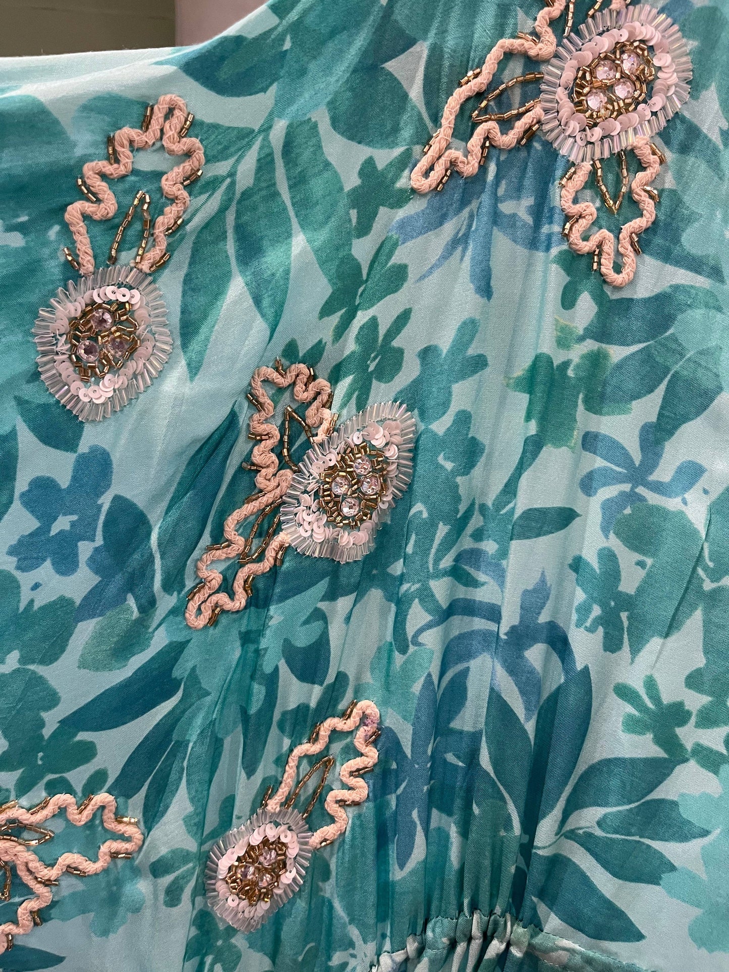 Caz Kaftan long in mint green. Leaf print with hand embellishment.