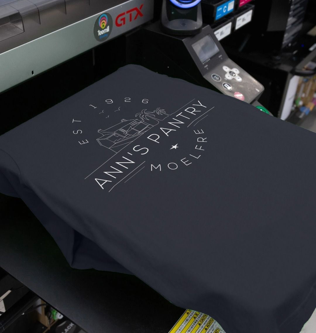 Ann's Pantry Long sleeved ladies top Logo 1