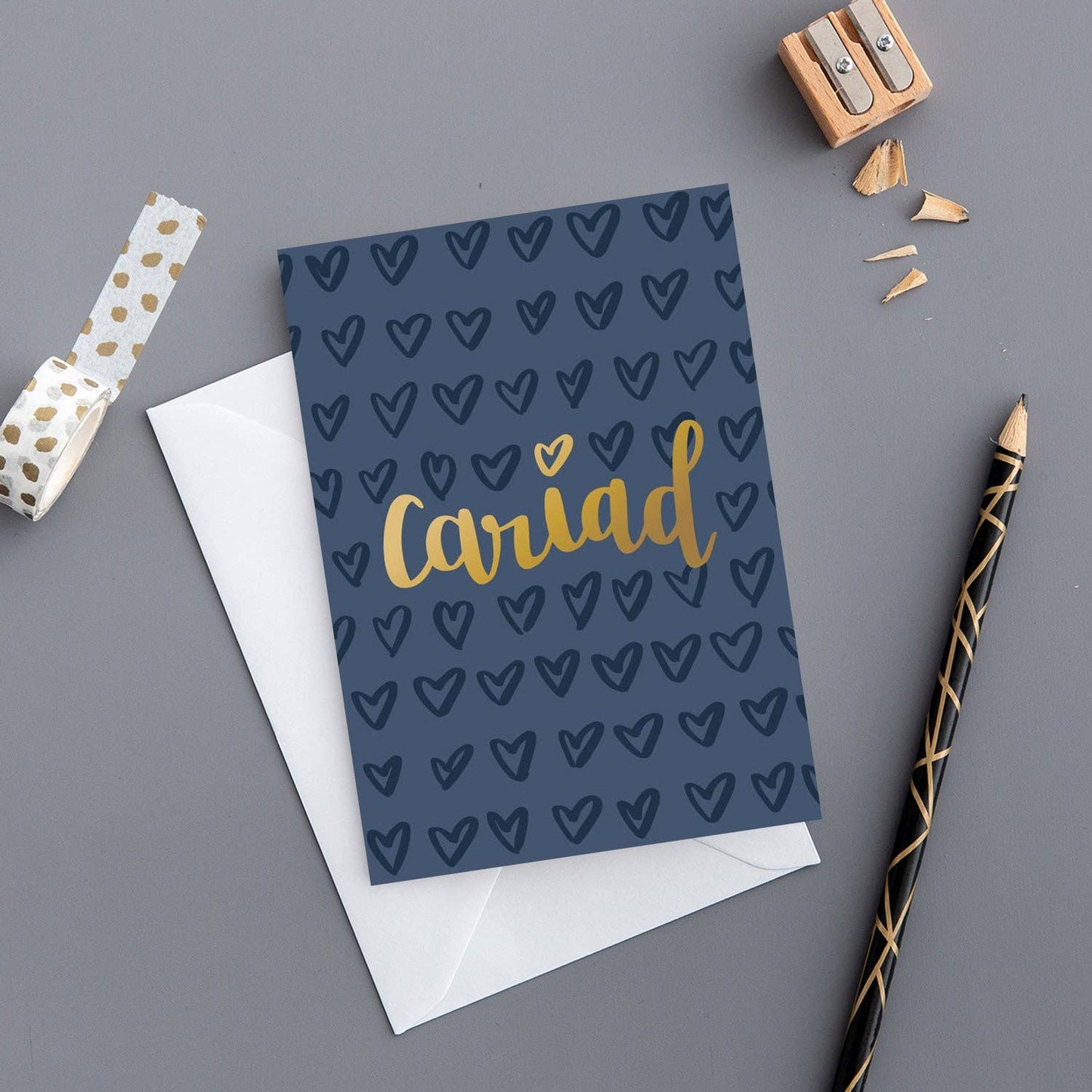 Draenog Welsh Love card 'Cariad' gold foil