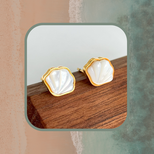 Ninaouity Seashell Shape Stud Earrings