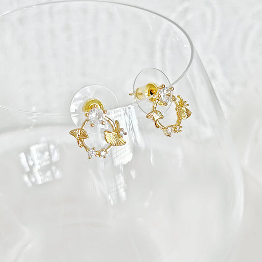 Ninaouity - Gold Ginkgo Leaves Wreath Earrings