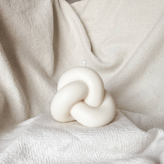 Mobius large knot Decorative Candle