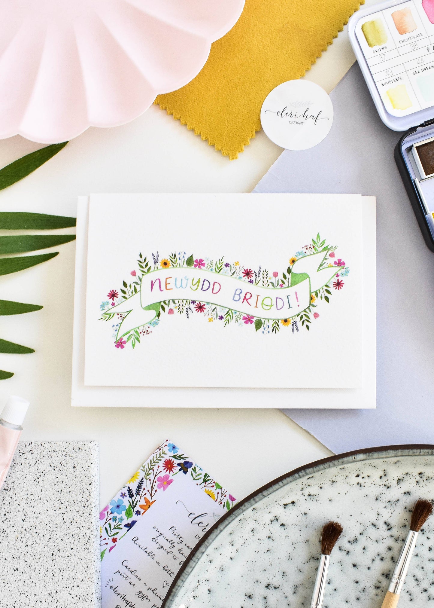 Welsh Just Married Card - Newydd Briodi